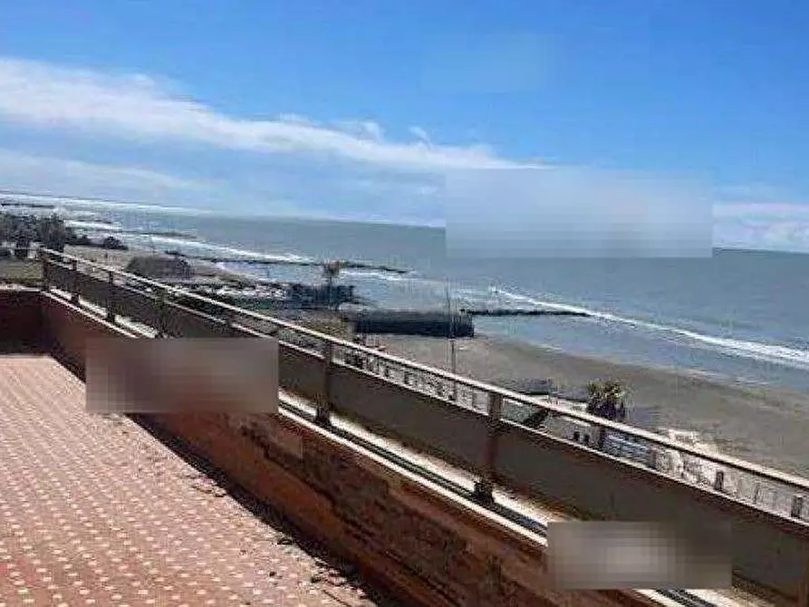 Immagine 22 di Appartamento in vendita  in Lungomare Duca degli Abruzzi a Roma