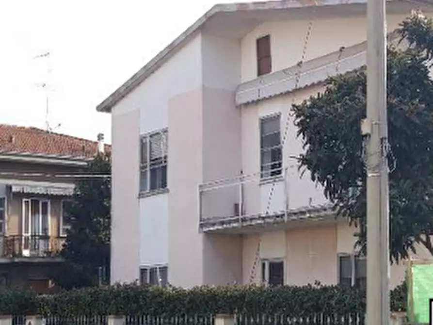Immagine 11 di Casa indipendente in vendita  in Via Brenta a San Giorgio Di Mantova