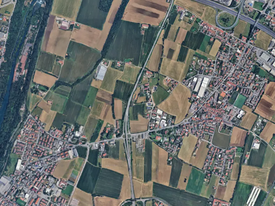 Immagine 6 di Garage in vendita  in Via Taranto a Palazzolo Sull'oglio