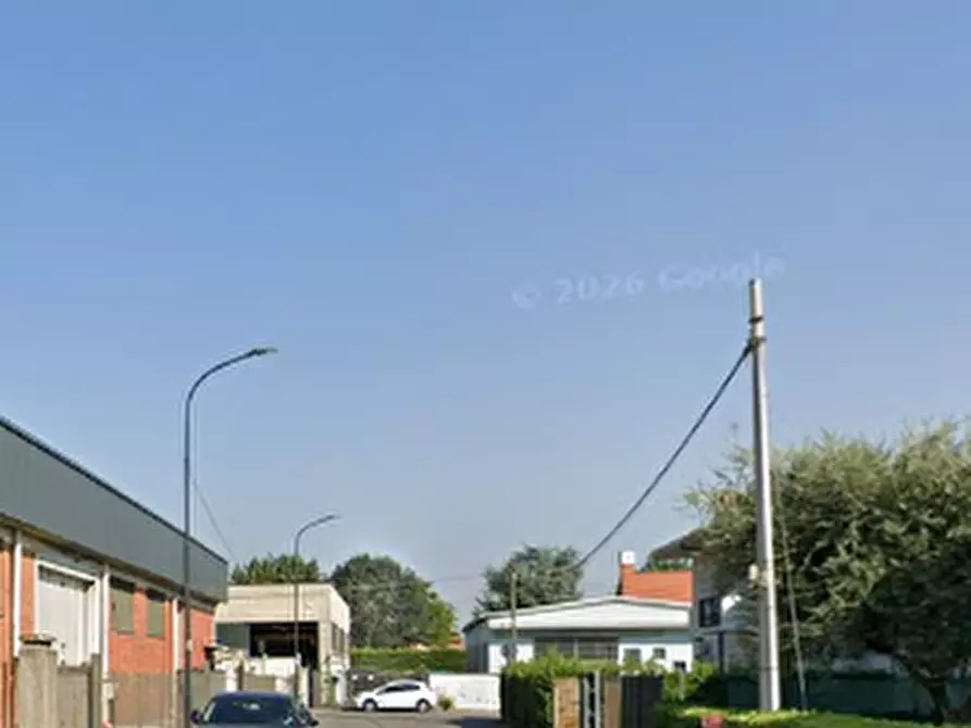 Immagine 9 di Garage in vendita  in Via Taranto a Palazzolo Sull'oglio