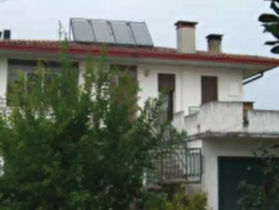 Immagine 2 di Porzione di casa in vendita  in Via L. Boschieri a Crocetta Del Montello