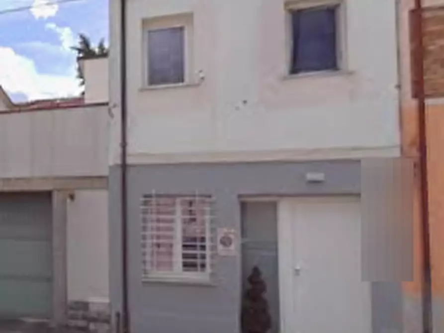 Immagine 5 di Porzione di casa in vendita  in Via F. Baracca a Massa Lombarda