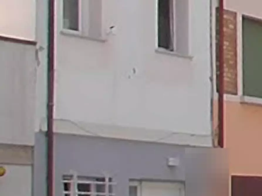 Immagine 6 di Porzione di casa in vendita  in Via F. Baracca a Massa Lombarda