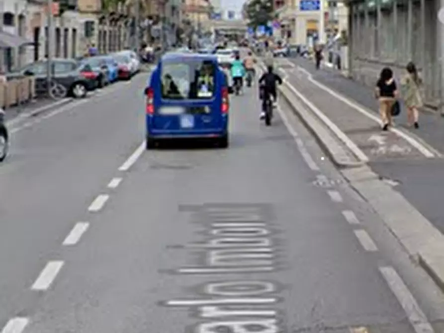 Immagine 4 di Posto auto in vendita  in Via Carlo Imbonati a Milano