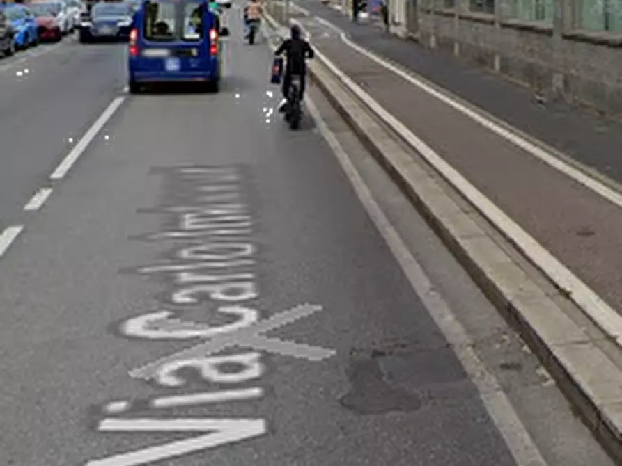 Immagine 5 di Posto auto in vendita  in Via Carlo Imbonati a Milano