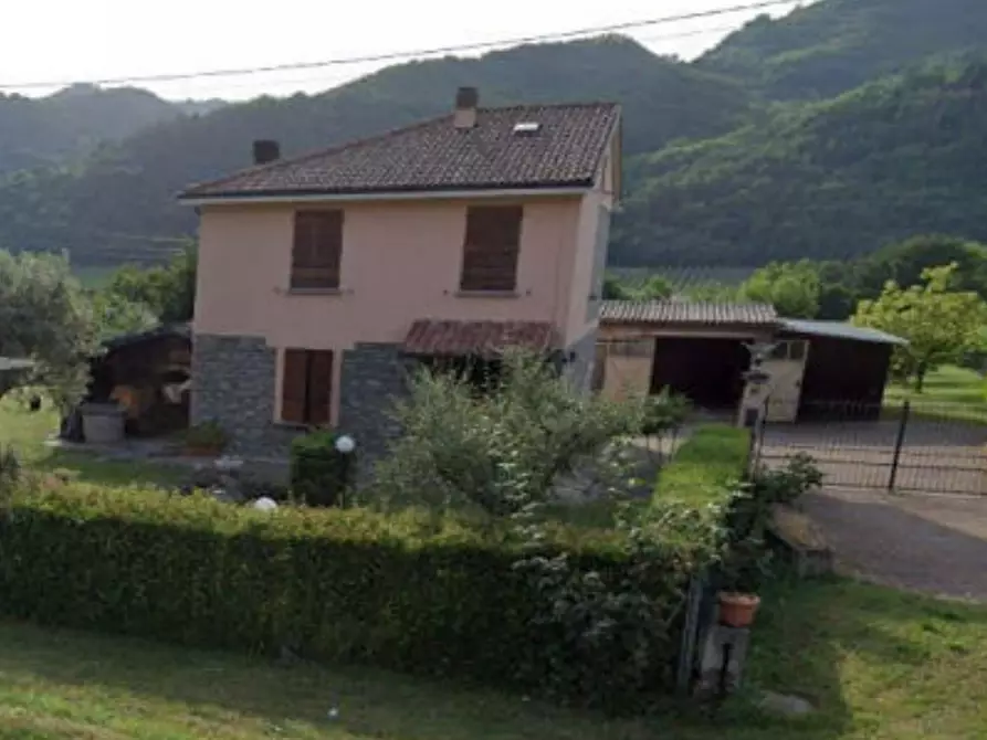 Immagine 1 di Casa indipendente in vendita  in Via Cerreto di Sopra a Civitella Di Romagna