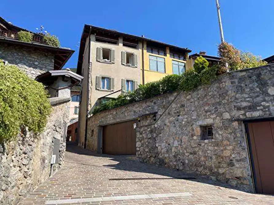 Immagine 3 di Casa indipendente in vendita  in Via San Rocco a Gandino
