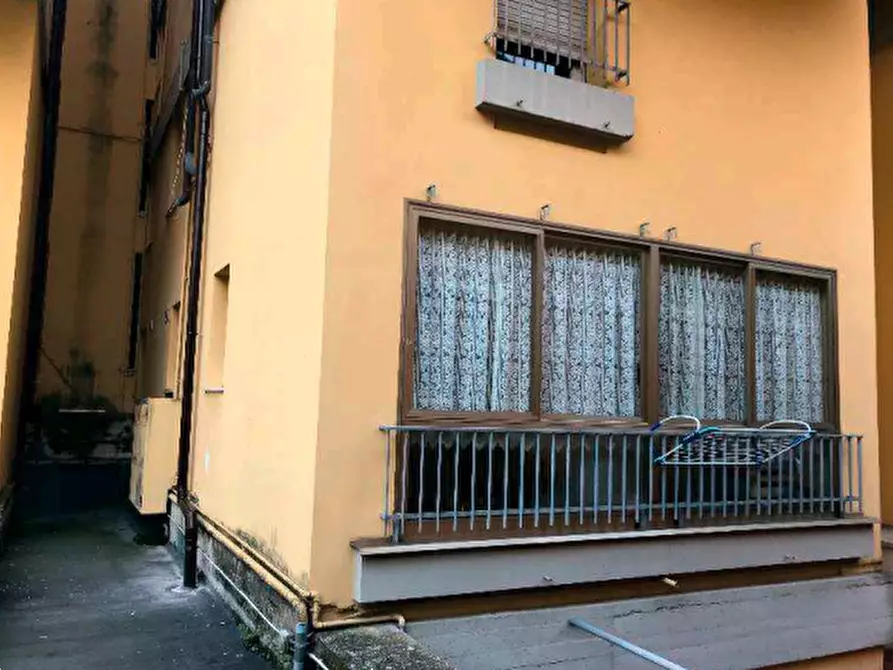 Immagine 4 di Appartamento in vendita  in via Valle Fiorita a Salò