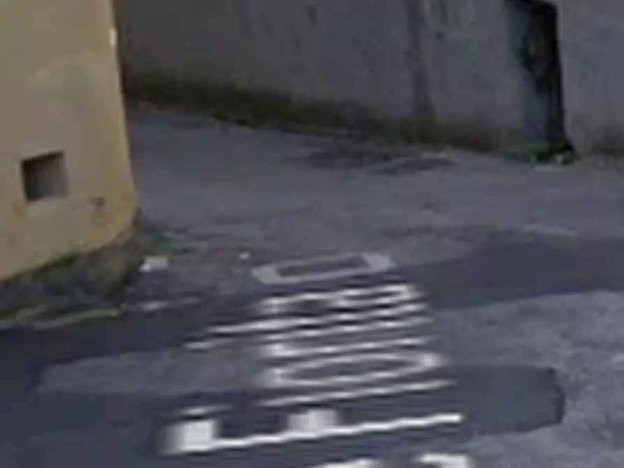 Immagine 7 di Appartamento in vendita  in via Valle Fiorita a Salò