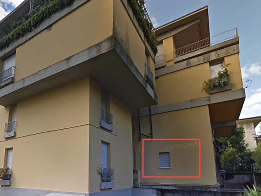 Immagine 11 di Appartamento in vendita  in via Valle Fiorita a Salò