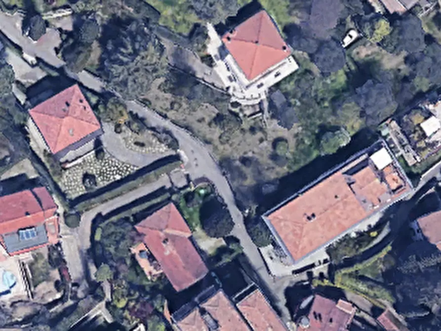 Immagine 17 di Appartamento in vendita  in via Valle Fiorita a Salò