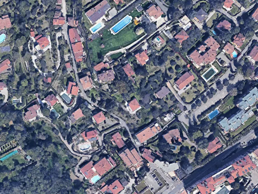 Immagine 20 di Appartamento in vendita  in via Valle Fiorita a Salò