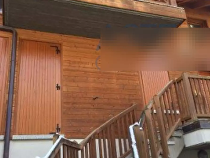 Immagine 3 di Appartamento in vendita  in Via Ettore Calvelli a Ponte Di Legno