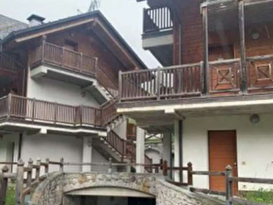 Immagine 7 di Appartamento in vendita  in Via Ettore Calvelli a Ponte Di Legno