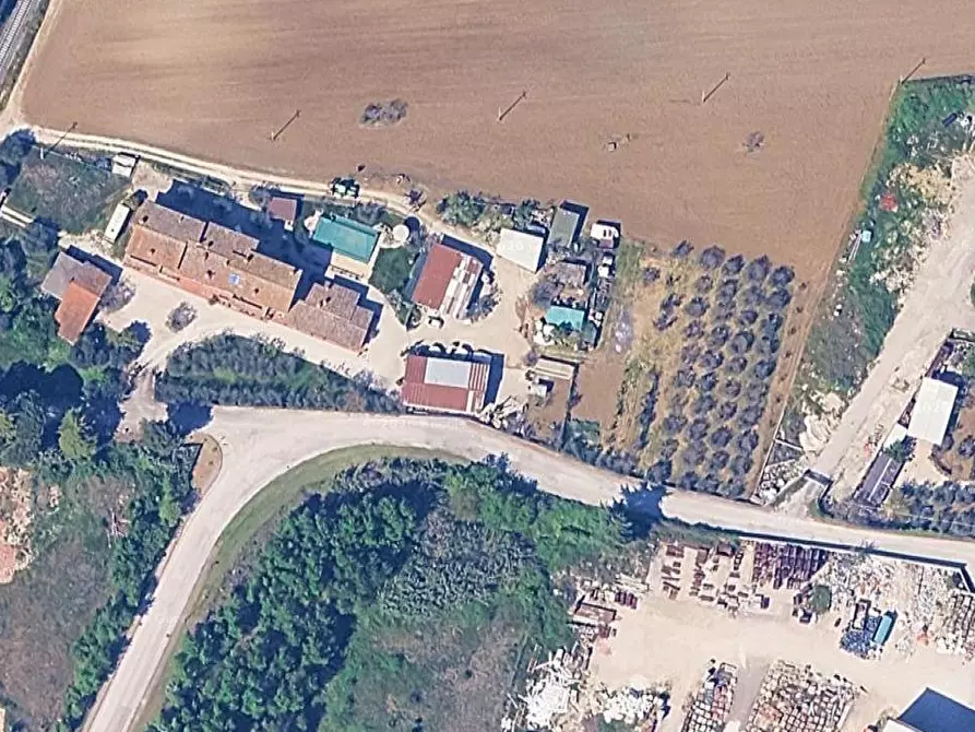 Immagine 1 di Magazzino in vendita  in Via della Vecchia Fornace a Perugia