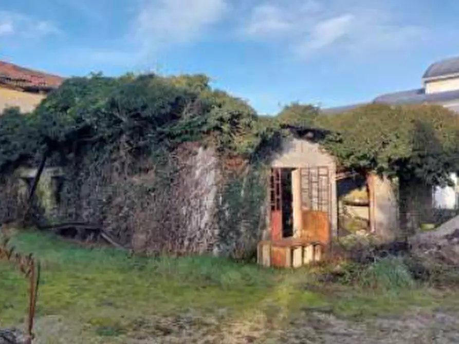 Immagine 2 di Porzione di casa in vendita  in Via Dante Alighieri a Loria