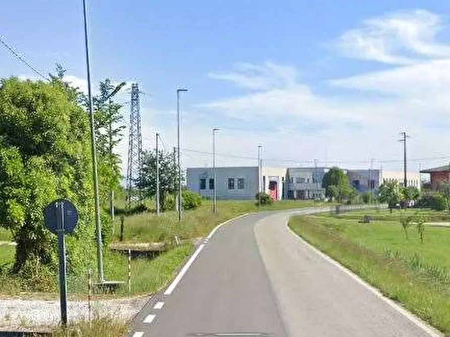 Immagine 9 di Terreno agricolo in vendita  in Via Cornizzai a Pasiano Di Pordenone