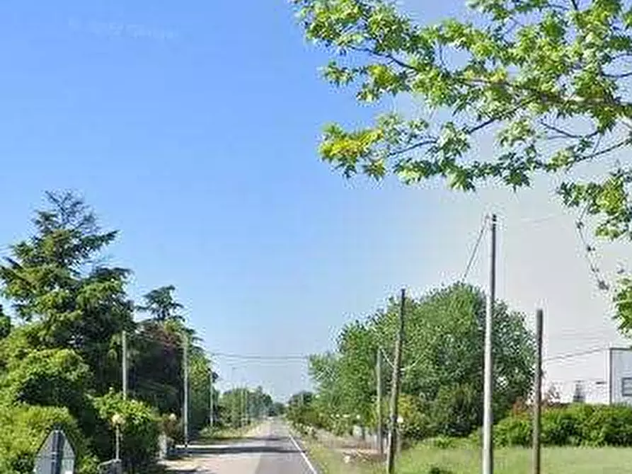 Immagine 10 di Terreno agricolo in vendita  in Via Cornizzai a Pasiano Di Pordenone