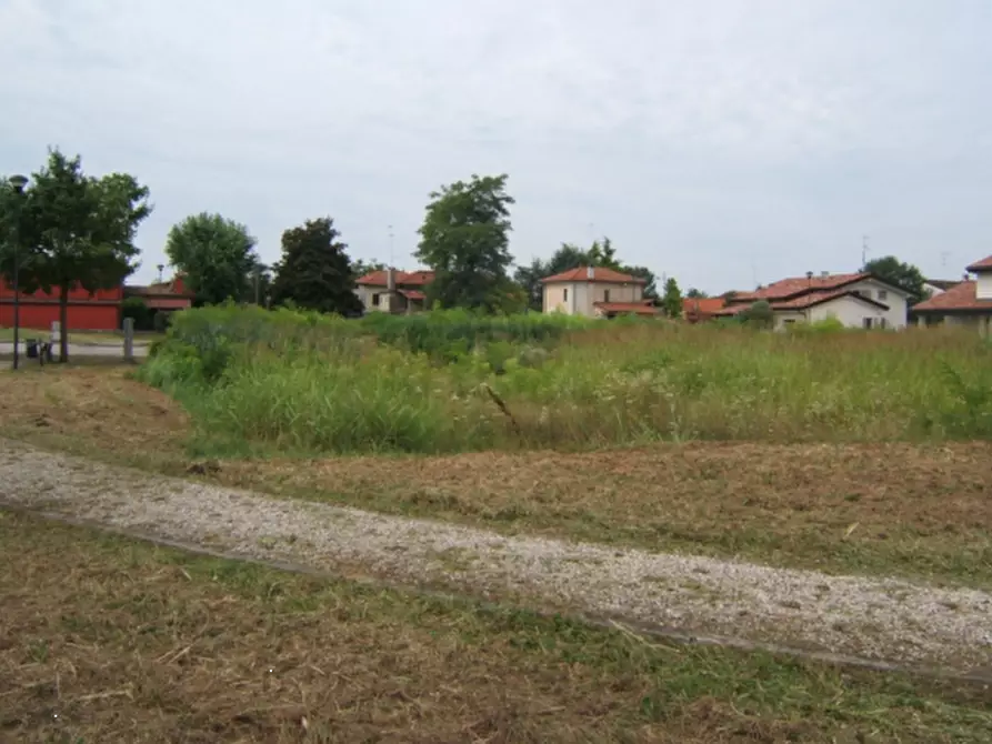 Immagine 2 di Terreno edificabile in vendita  in Via Mons. G. Faè a Gaiarine