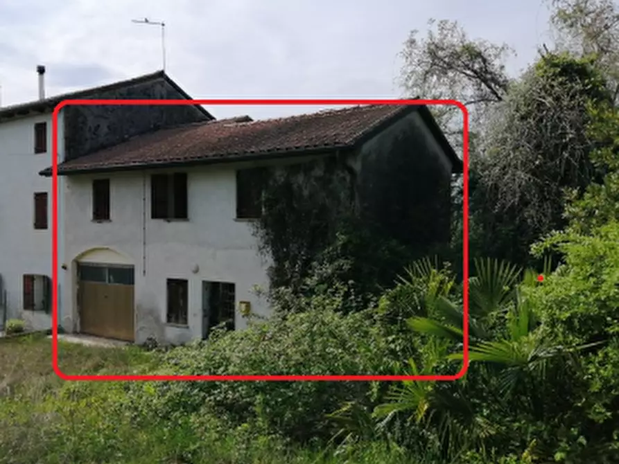 Immagine 3 di Porzione di casa in vendita  in Via Barcador a Spresiano