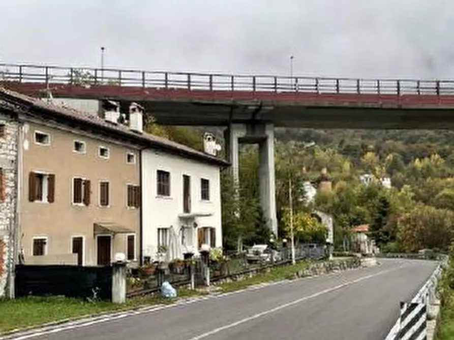 Immagine 2 di Porzione di casa in vendita  in Via Fadalto Alto a Vittorio Veneto
