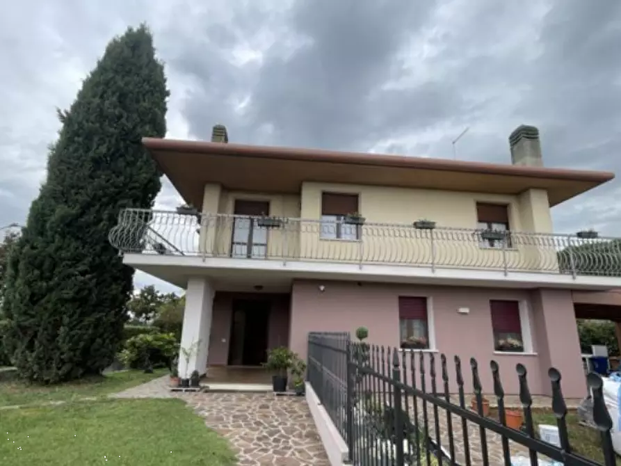 Immagine 9 di Porzione di casa in vendita  in Via L. Da Ponte a Paese