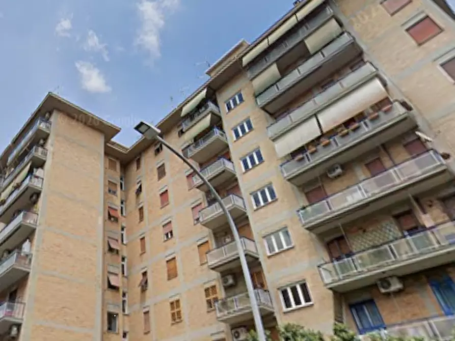 Immagine 11 di Appartamento in vendita  in Via Carlo Fadda a Roma