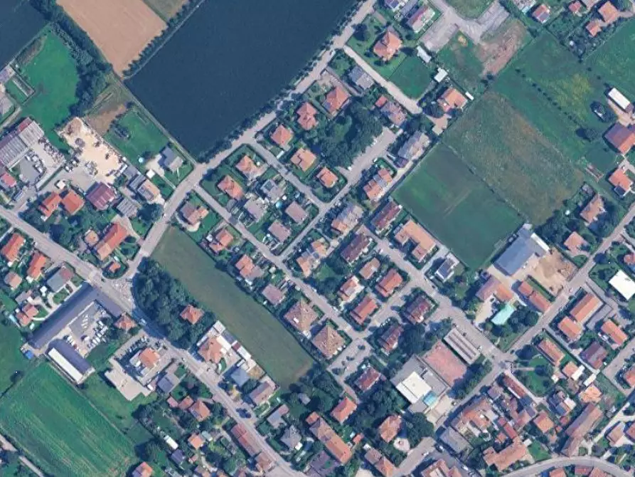 Immagine 21 di Porzione di casa in vendita  in Via L. Da Ponte a Paese