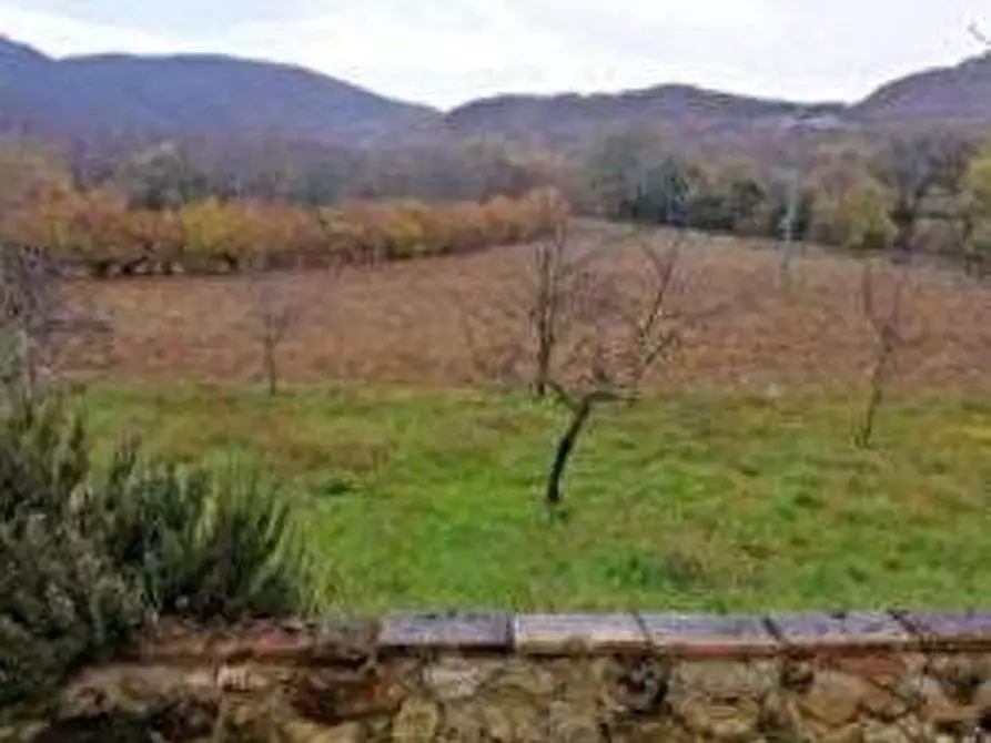 Immagine 15 di Stabile in vendita  in Loc. Pagino a Fermignano