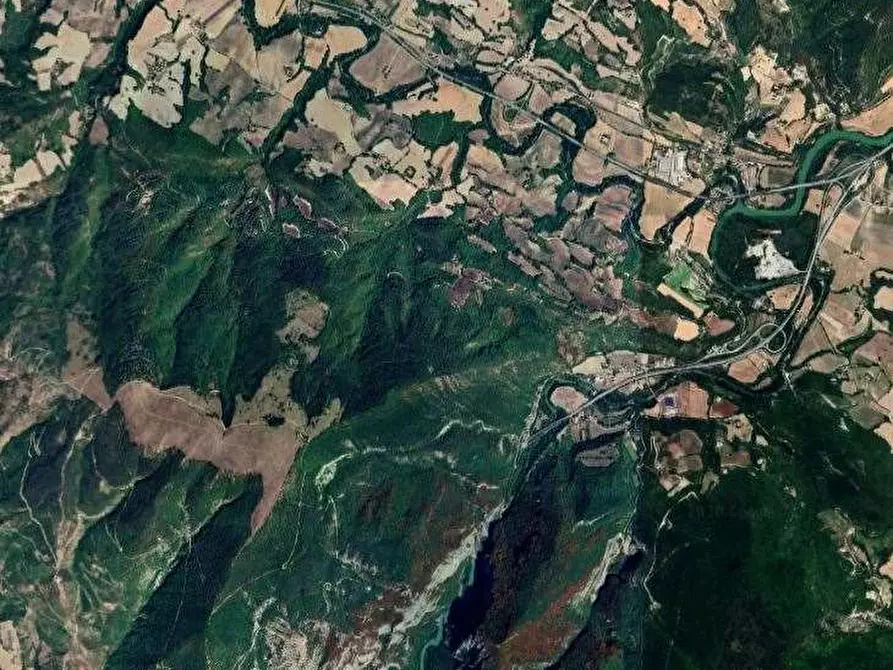 Immagine 19 di Stabile in vendita  in Loc. Pagino a Fermignano