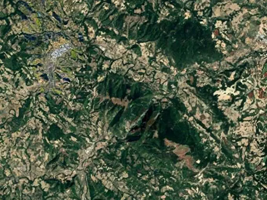 Immagine 20 di Stabile in vendita  in Loc. Pagino a Fermignano