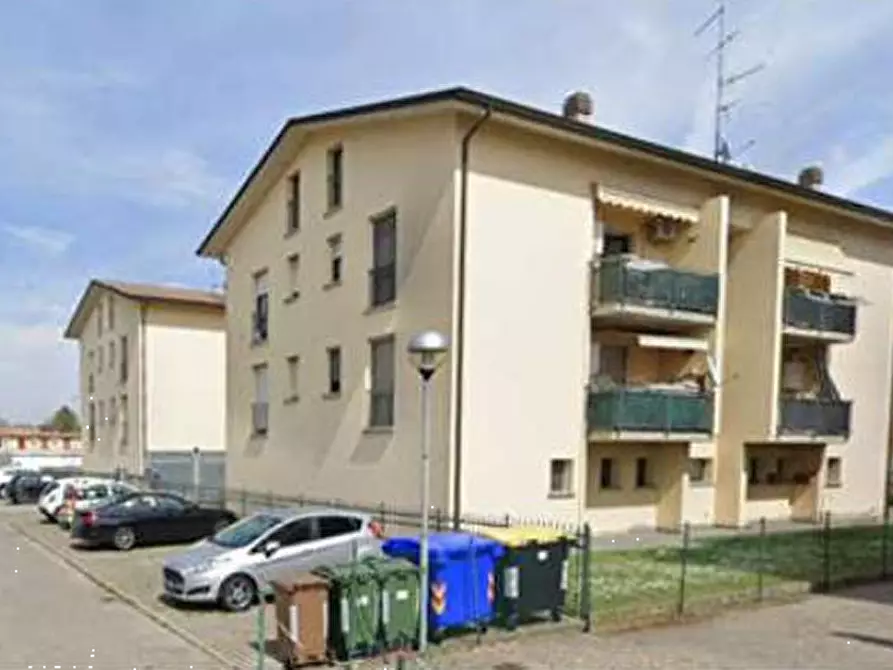 Immagine 1 di Appartamento in vendita  in Via Gaetano Filangieri a Reggio Nell'emilia