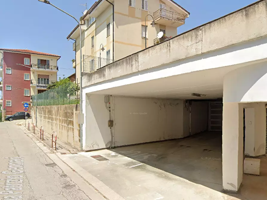 Immagine 4 di Posto auto in vendita  in via Gennari a Fermo
