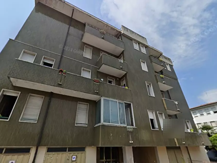 Immagine 7 di Appartamento in vendita  in Via Verona a Conegliano