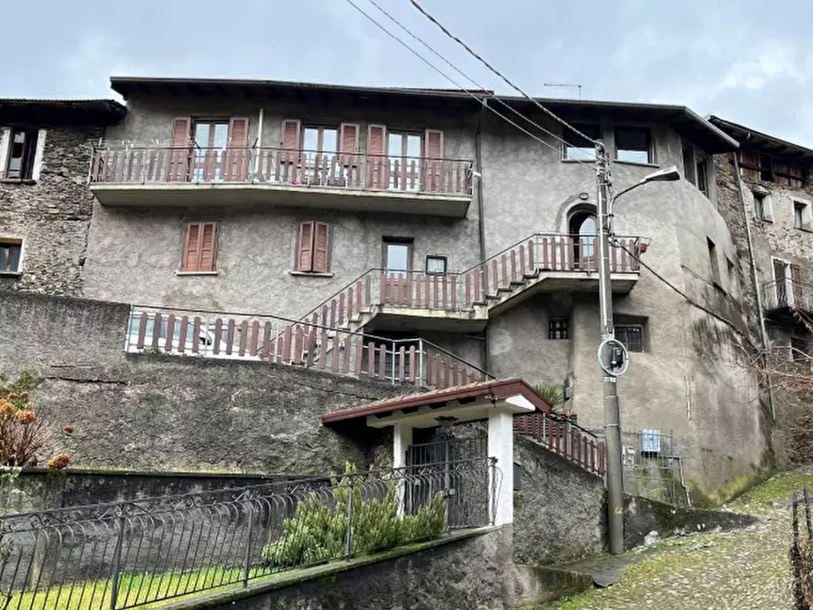 Immagine 1 di Appartamento in vendita  in Via Dassa a Sellero