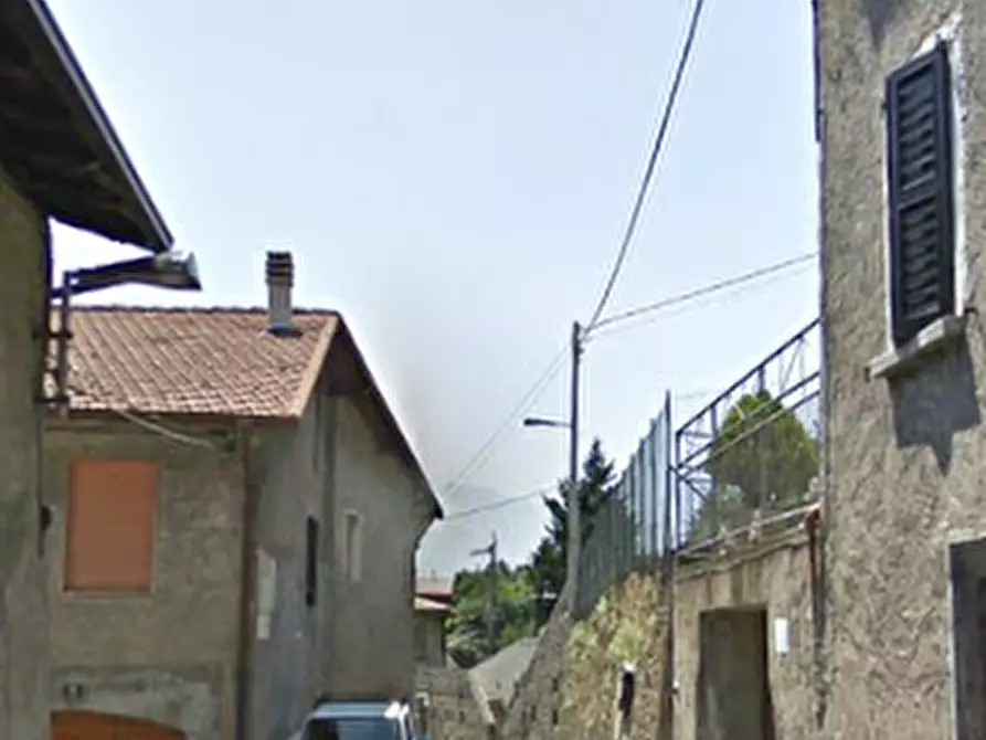 Immagine 4 di Appartamento in vendita  in Via Dassa a Sellero