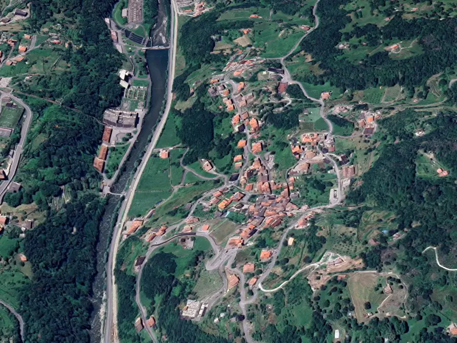 Immagine 7 di Appartamento in vendita  in Via Dassa a Sellero