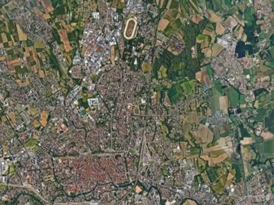 Immagine 2 di Garage in vendita  in Viale G. G. Felissent a Treviso