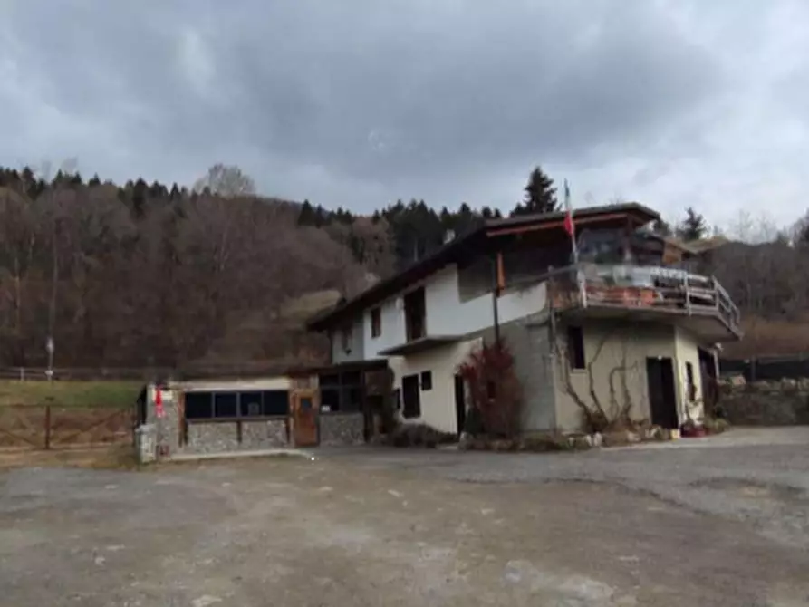 Immagine 1 di Appartamento in vendita  in Via delle Energie Rinnovabili a Cevo