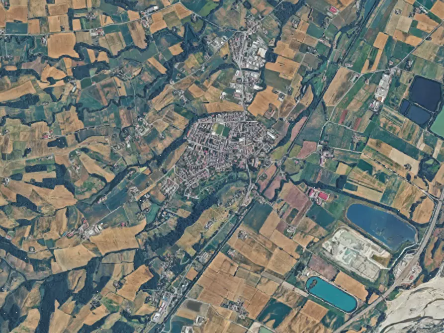 Immagine 3 di Terreno agricolo in vendita  in Località Medesano a Medesano