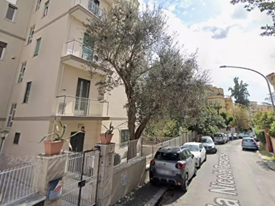 Immagine 7 di Appartamento in vendita  in Via Nicolò Tommaseo a Roma