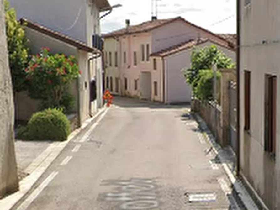 Immagine 21 di Porzione di casa in vendita  in Via Toffoli a Fanna