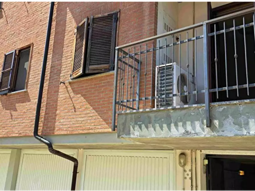 Immagine 1 di Appartamento in vendita  in Via Benedetto Croce a Castiraga Vidardo