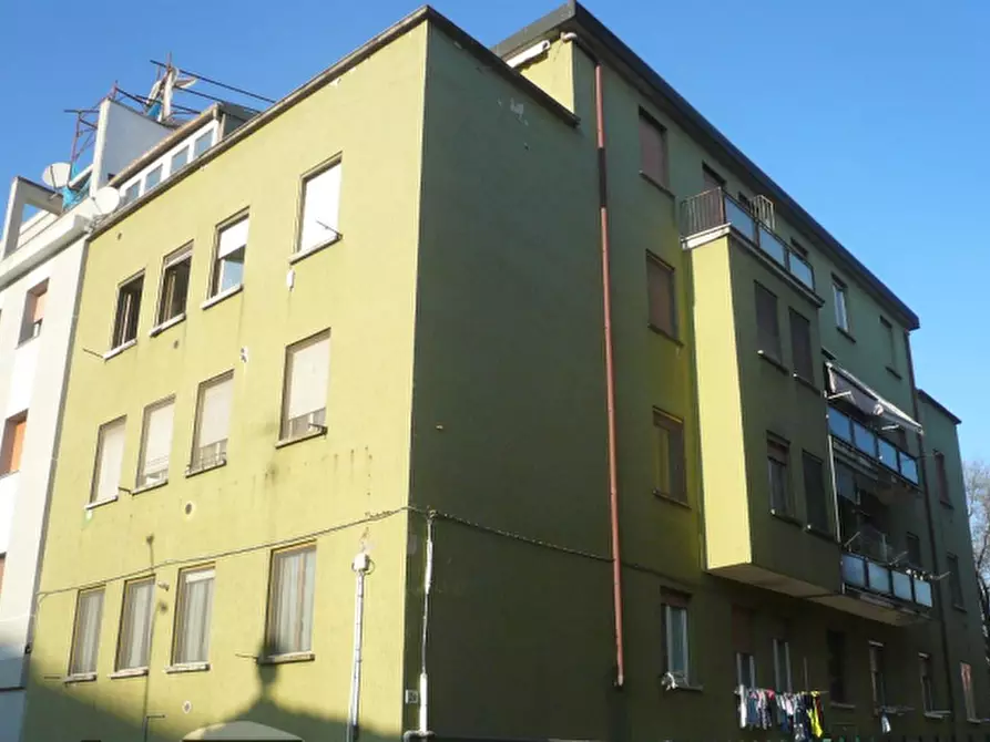 Immagine 1 di Appartamento in vendita  in Via Della Resistenza a San Giuliano Milanese