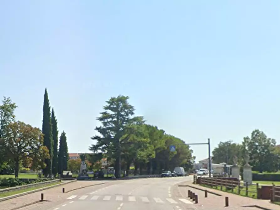 Immagine 21 di Villa in vendita  in Via Roma a Codognè