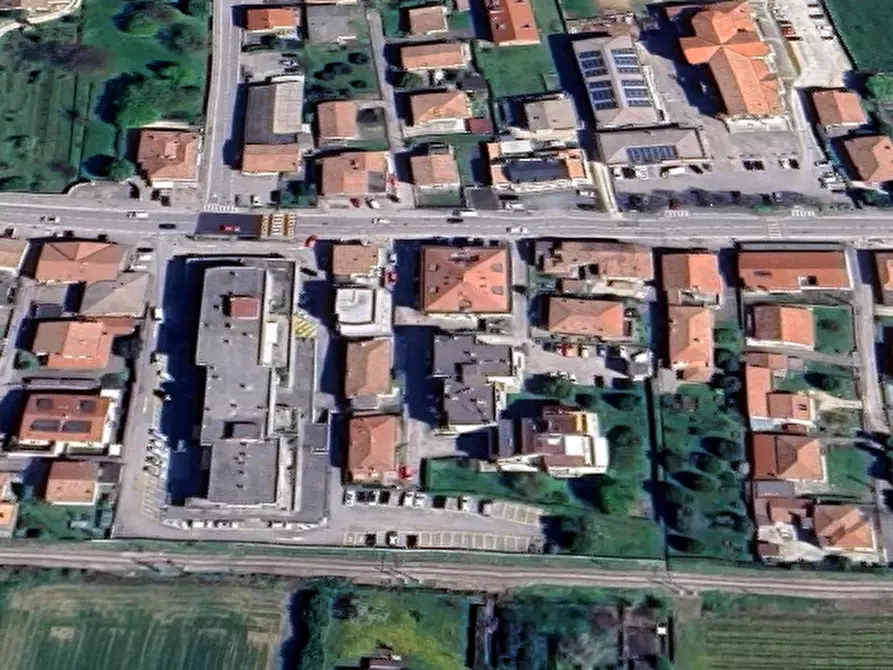 Immagine 4 di Appartamento in vendita  in via Feltrina Centro a Montebelluna