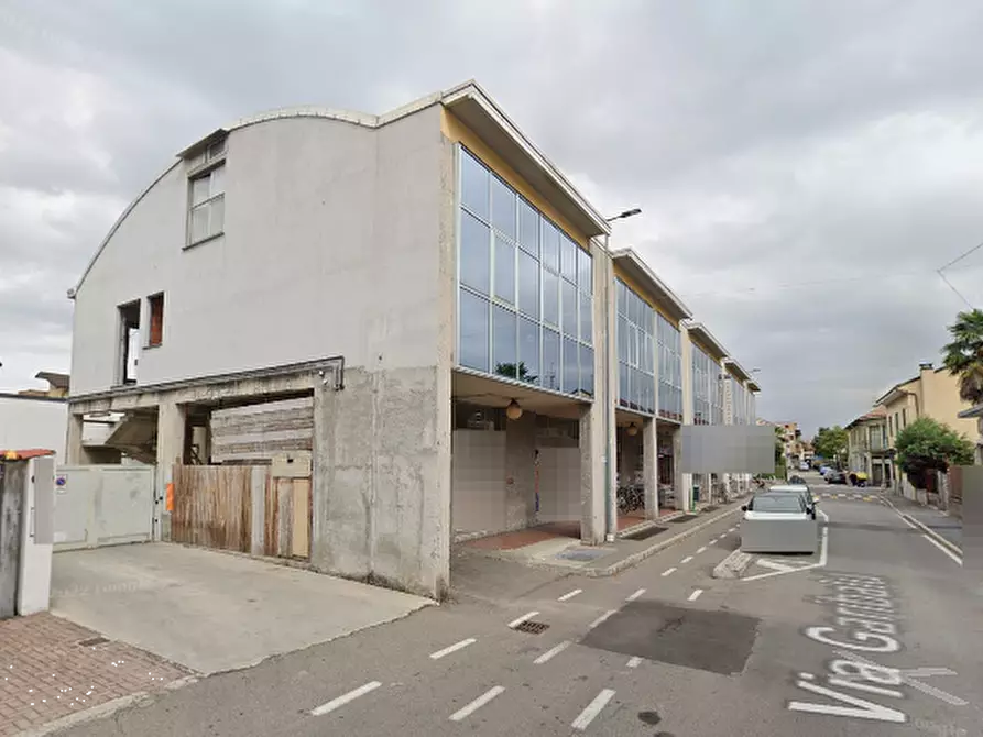 Immagine 5 di Negozio in vendita  in Via Garibaldi  a Canegrate