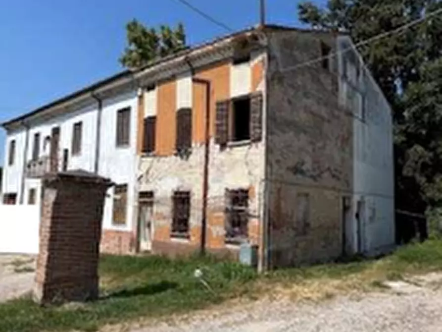 Immagine 1 di Porzione di casa in vendita  in  Strada Argine Po Sud a San Benedetto Po