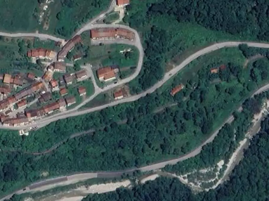 Immagine 1 di Appartamento in vendita  in Via Piazzetta Cesare Battisti a Barcis