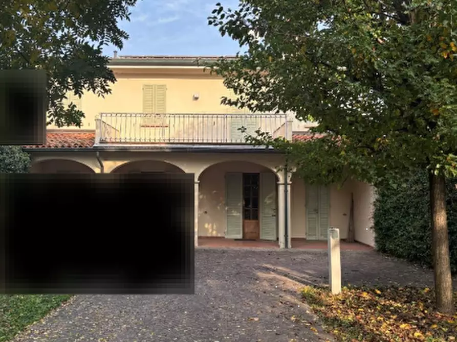 Immagine 1 di Villa in vendita  in Via Gonzaga a Viadana